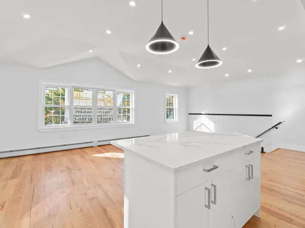 245-33 147th Road image 18 of 26