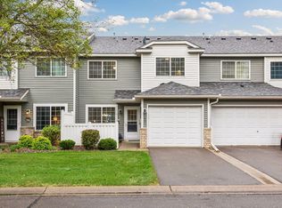 6991 21st St N, Oakdale, MN 55128