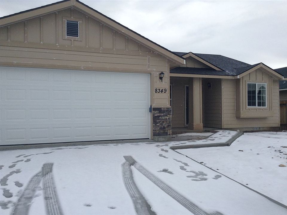 1st image of 8349 W Snohomish St