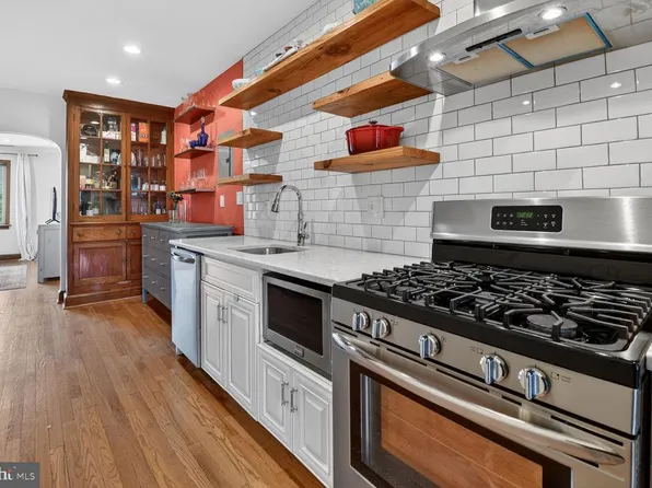 4004 8TH STREET NE #4, WASHINGTON, DC 20017