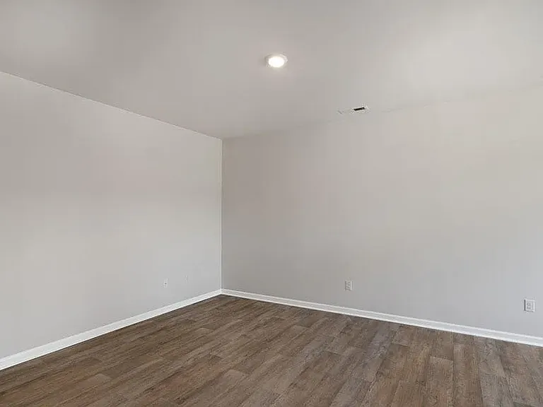 451 David Hill Dr — Photo 17