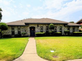 1516 Oak Vista Dr, Dallas, TX 75232