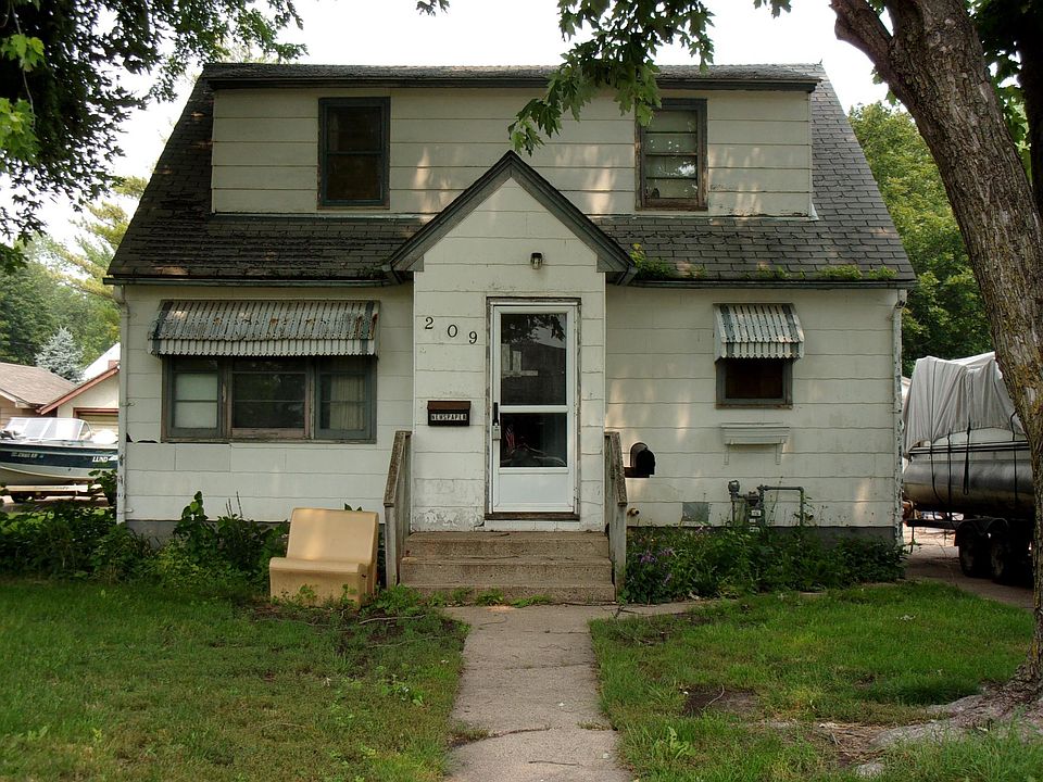 1st image of 209 Winnebago Ave