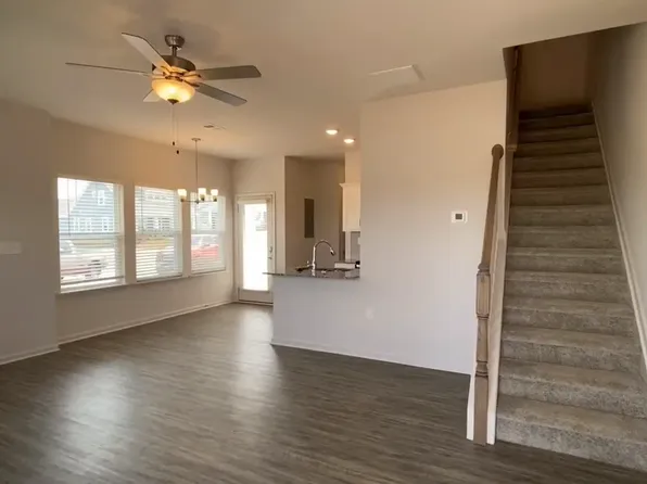 101 Butterfield Way, Lexington, KY 40511