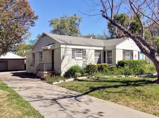 3412 Cloer Dr, Fort Worth, TX 76109