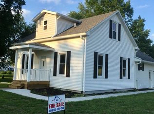 306 S Oak St, New Berlin, IL 62670