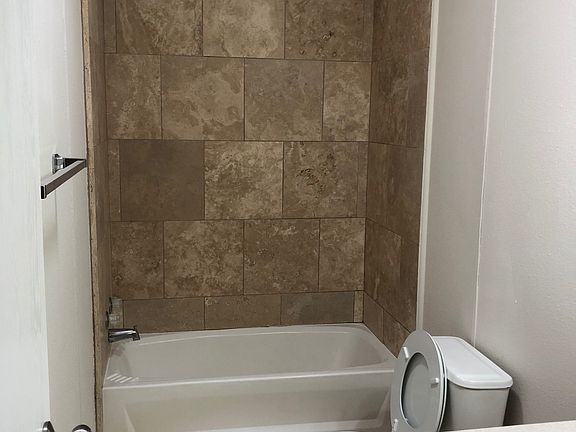 5th image of 3351 Killingsworth Ln Lot 442