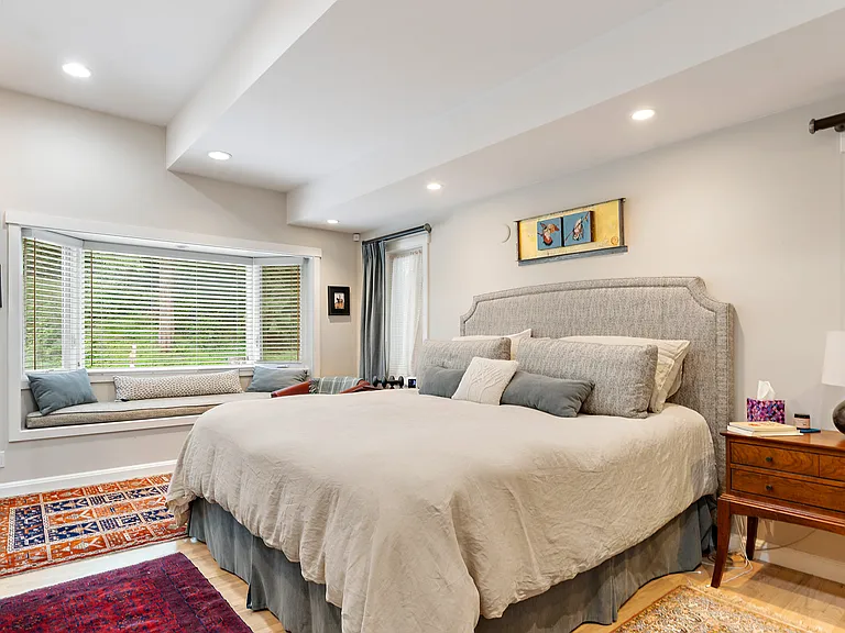 6688 Latyson Ln NE — Photo 9