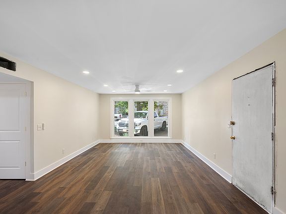 2nd image of 2142 Acklen Ave #11420771
