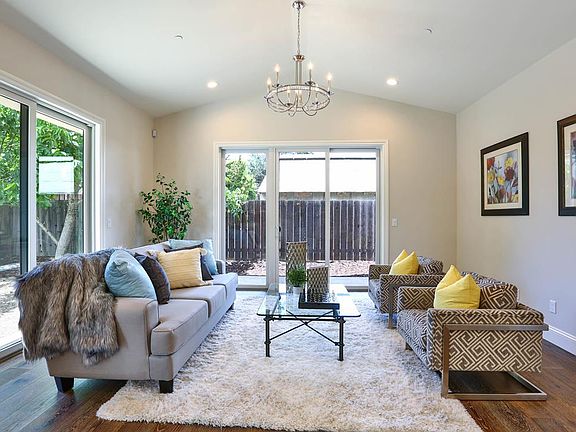 5th image of 20852 Cherryland Dr
