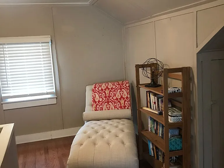 1109 Julia Ave — Photo 14