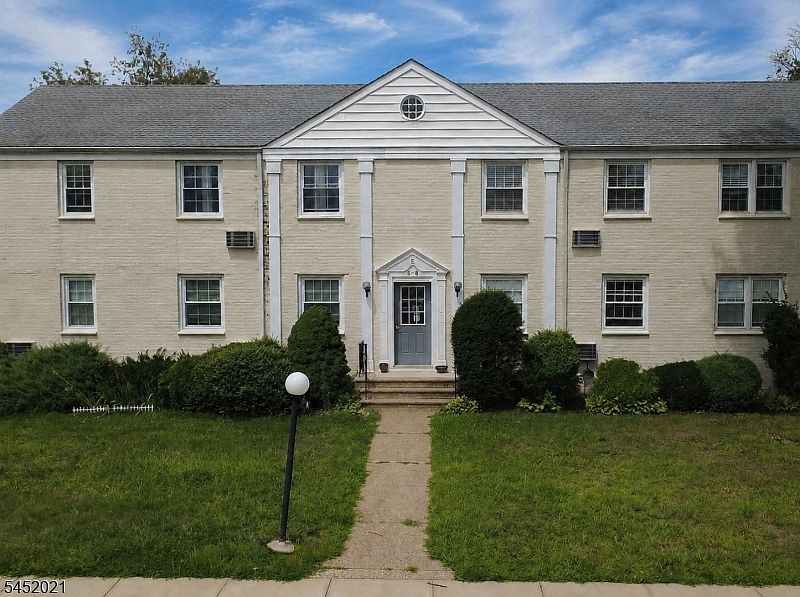 1st image of 5 Hadfield Ave BLDG 5 #E