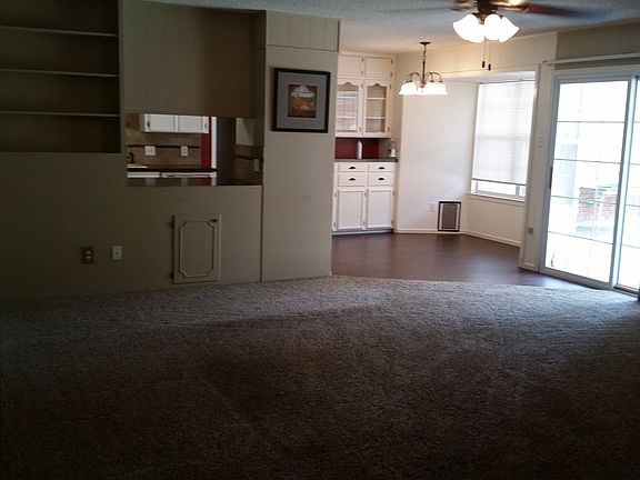 4th image of 2908 Chatterton Dr