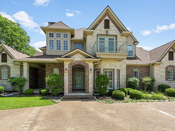 3rd image of 5809 Nutcracker Dr
