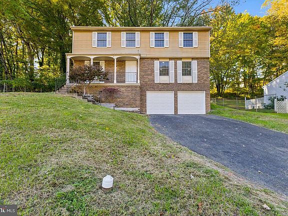 2nd image of 2113 Briarwood Dr