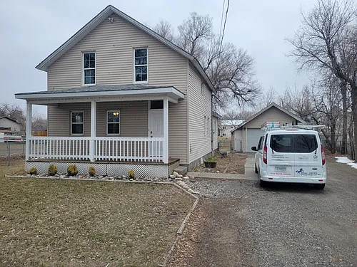 1071 Lincoln Ln Photo 1