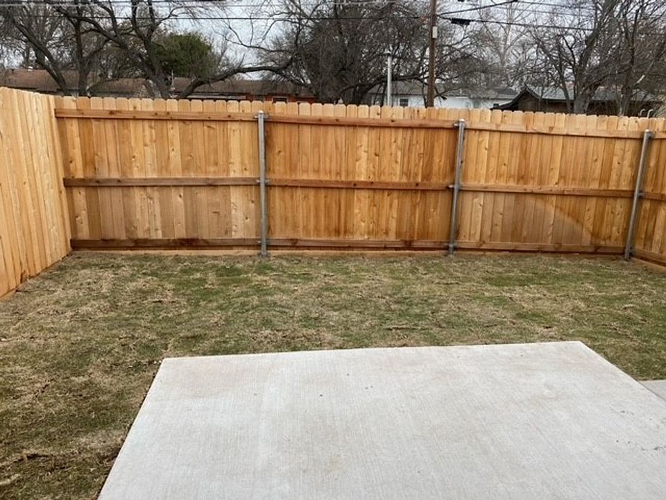 2nd image of 3200 Belmont Dr #3229-A