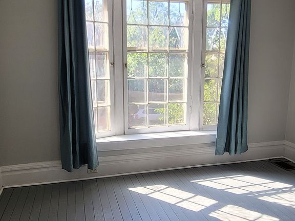 5th image of 1138 N Clarkson St #2A