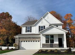 8184 Mustang Ln, Mentor, OH 44060