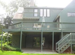 34 Chipping Stone Rd, North Attleboro, MA 02760