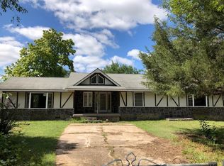 2241 S Richfield Rd, Wichita, KS 67207