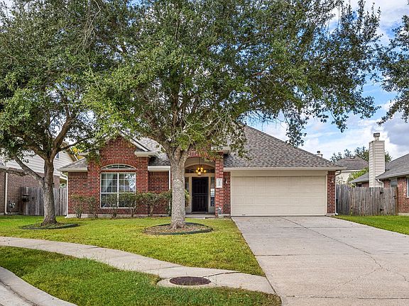 3rd image of 3012 Kings Isle Ln