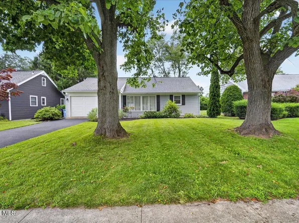 240 Davis Avenue, Albany, NY 12208