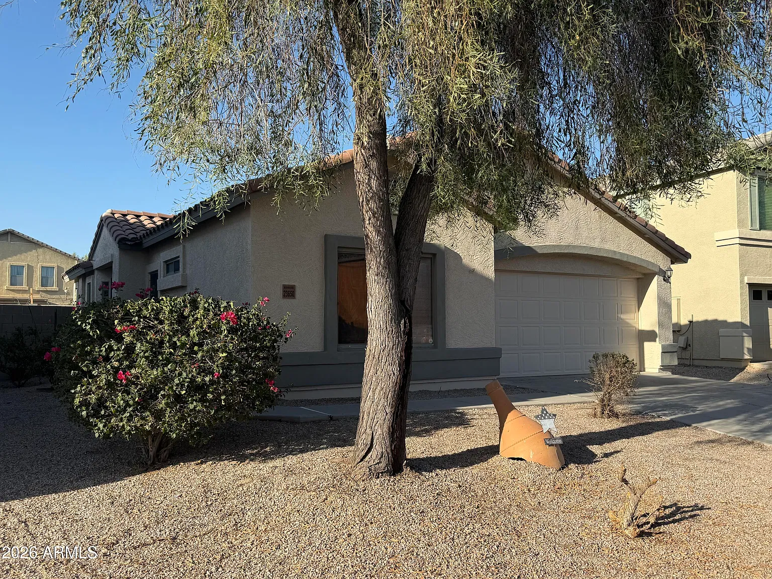3 bed, 2.0 bath, 1124 sqft, $1,600 — Photo 3