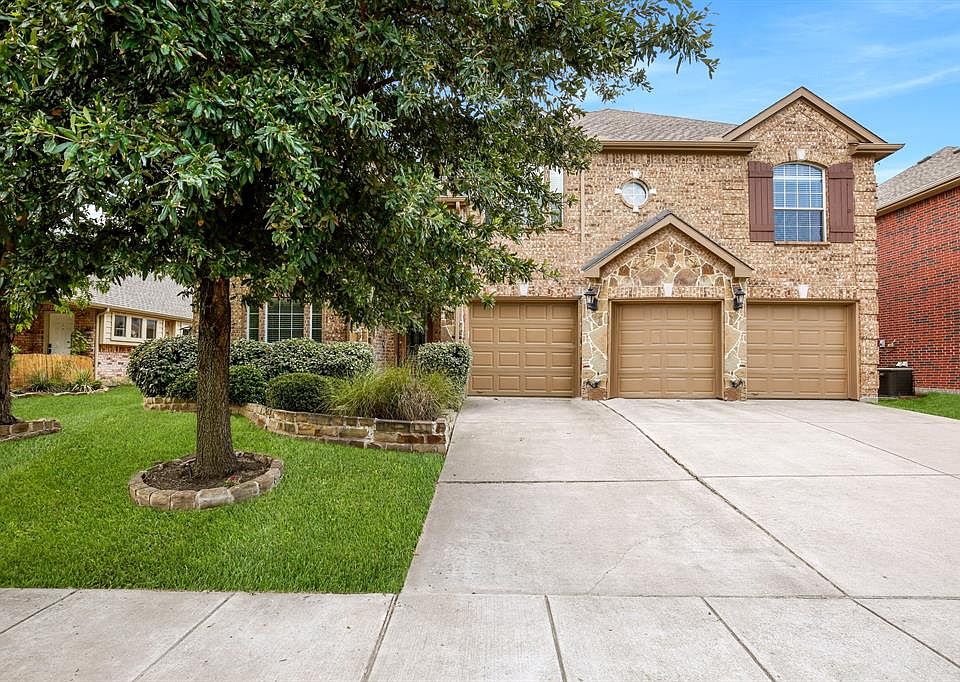 1st image of 2644 Deer Hollow Dr
