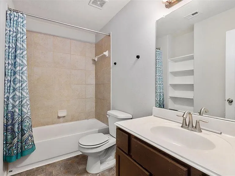 11515 Champions Green Dr — Photo 16