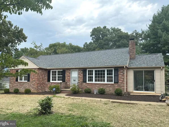 102 Wilderness Ln, Fredericksburg, VA 22401