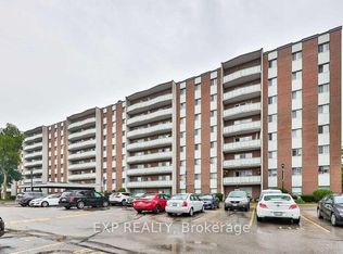 1660 Bloor St #208, Mississauga, ON L4X1R9