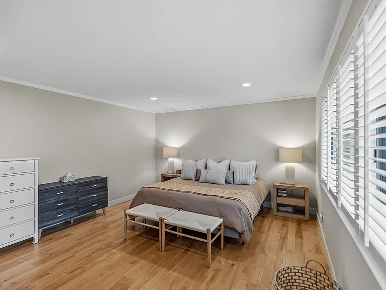 2865 Lasauen Rd — Photo 14
