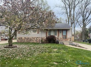 5910 Douglas Rd, Toledo, OH 43613