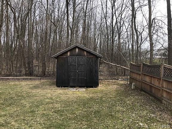 4th image of 8193 Gatewood Dr