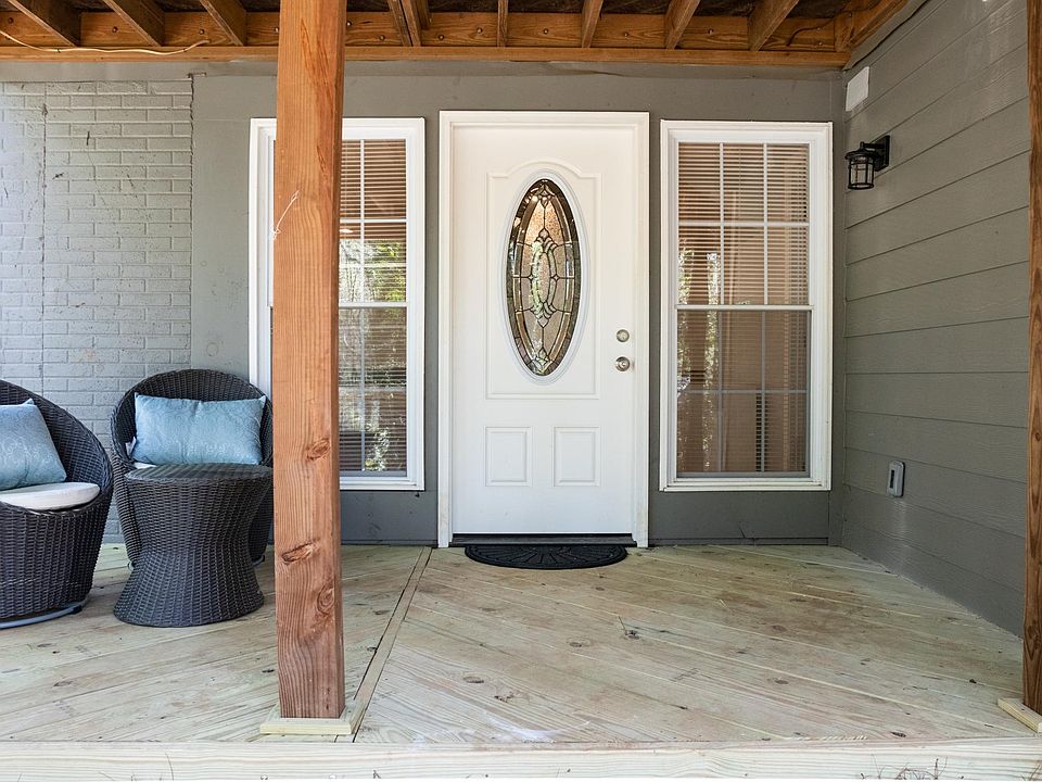 1st image of 3920 Camrose Ct