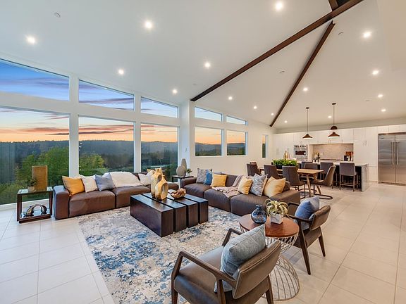 2nd image of 12 Panorama Ln