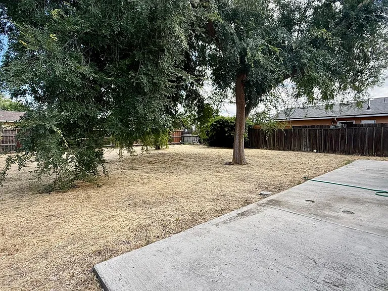 1239 Chittenden Ave — Photo 17