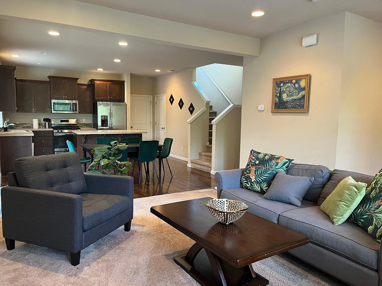 7140 NW Abigail Ter — Photo 1