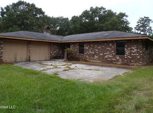 195 Will Thompson Rd, Picayune, MS 39466