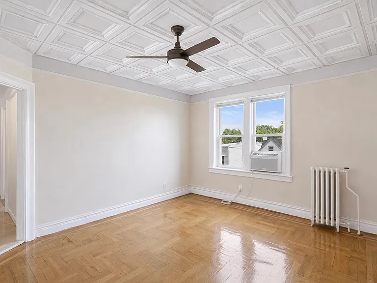3718 Park Ave #D2 — Photo 2