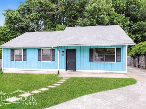 3713 Roseberry Ln