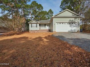 134 Pleasant View Ln, Whispering Pines, NC 27376