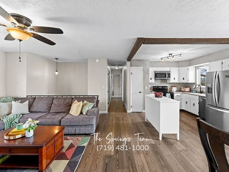 1730 Hathaway Dr — Photo 17