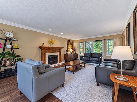5th image of 4707 Meadfeild Rd
