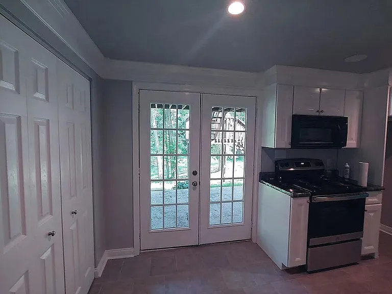 111 Harborside Ct — Photo 19