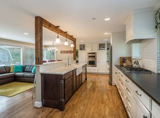430 Mount Jupiter Dr SW, Issaquah, WA 98027