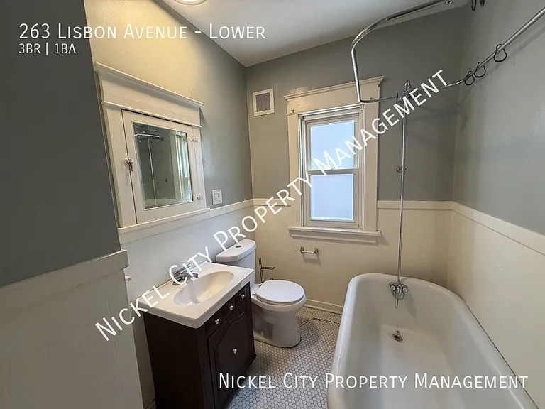 263 Lisbon Ave #LOWER — Photo 12