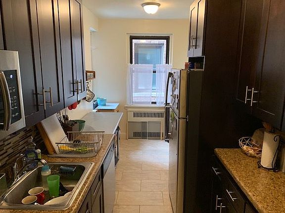 4th image of 4725 40th St APT 3D
