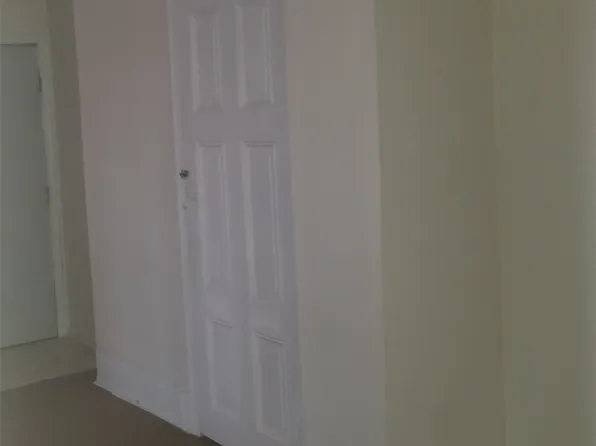 2526 N 5th St Floor 2NF, Philadelphia, PA 19133